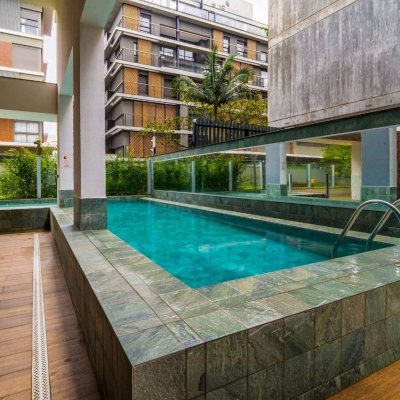 Apartamentos com 80m², 2 quartos (sendo 2 suítes), 1 garagem, no bairro Jurerê em Florianópolis
