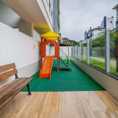 Apartamentos com 80m², 2 quartos (sendo 2 suítes), 1 garagem, no bairro Jurerê em Florianópolis