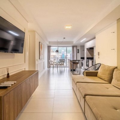 Apartamentos com 80m², 2 quartos (sendo 2 suítes), 1 garagem, no bairro Jurerê em Florianópolis
