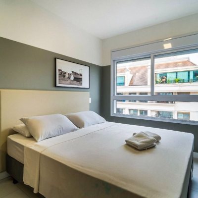 Apartamentos com 80m², 2 quartos (sendo 2 suítes), 1 garagem, no bairro Jurerê em Florianópolis