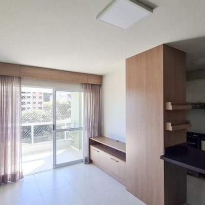 Apartamentos com 71m², 2 quartos, 1 suíte, 1 garagem, no bairro Saco Grande em Florianópolis