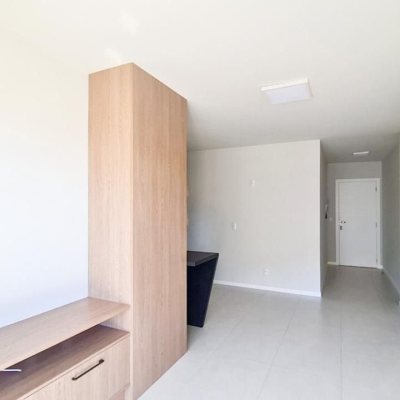 Apartamentos com 71m², 2 quartos, 1 suíte, 1 garagem, no bairro Saco Grande em Florianópolis