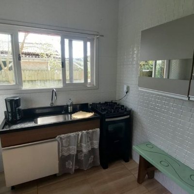 Casa Residencial com 103m², 2 quartos, 1 suíte, no bairro Campeche em Florianópolis