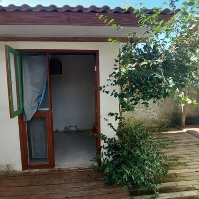 Casa Residencial com 103m², 2 quartos, 1 suíte, no bairro Campeche em Florianópolis