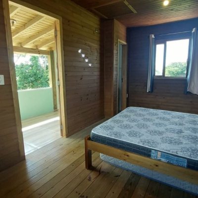 Casa Residencial com 103m², 2 quartos, 1 suíte, no bairro Campeche em Florianópolis