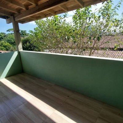 Casa Residencial com 103m², 2 quartos, 1 suíte, no bairro Campeche em Florianópolis