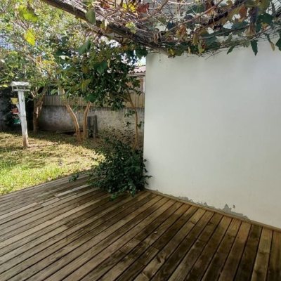 Casa Residencial com 103m², 2 quartos, 1 suíte, no bairro Campeche em Florianópolis