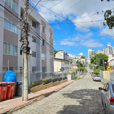 Apartamentos com 64m², 2 quartos, 1 garagem, no bairro Trindade em Florianópolis