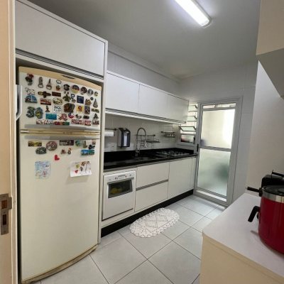 Apartamentos com 87m², 3 quartos, 1 suíte, 1 garagem, no bairro Itacorubi em Florianópolis