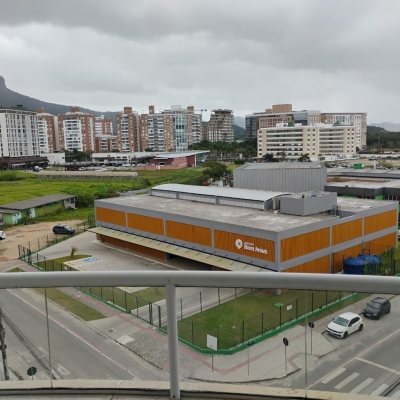 Apartamentos com 72m², 2 quartos, 1 suíte, 1 garagem, no bairro Pedra Branca em Palhoça