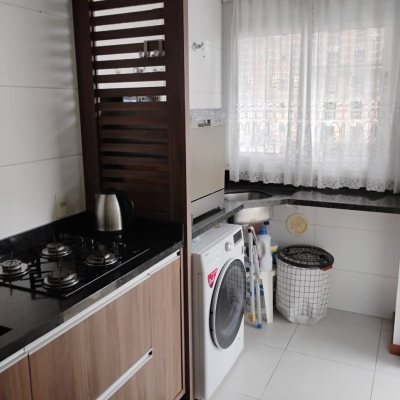 Apartamentos com 72m², 2 quartos, 1 suíte, 1 garagem, no bairro Pedra Branca em Palhoça