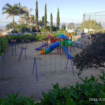 Casa em Condomínio com 301m², 4 quartos, 2 suítes, 2 garagens, no bairro Bosque Das Mansões em São José