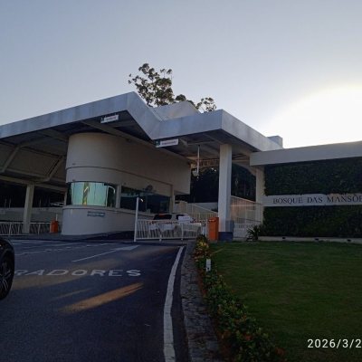 Casa em Condomínio com 301m², 4 quartos, 2 suítes, 2 garagens, no bairro Bosque Das Mansões em São José