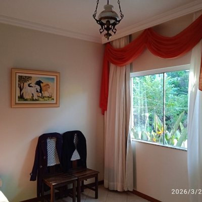 Casa em Condomínio com 301m², 4 quartos, 2 suítes, 2 garagens, no bairro Bosque Das Mansões em São José