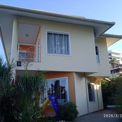 Casa em Condomínio com 301m², 4 quartos, 2 suítes, 2 garagens, no bairro Bosque Das Mansões em São José