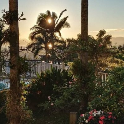 Casa em Condomínio com 301m², 4 quartos, 2 suítes, 2 garagens, no bairro Bosque Das Mansões em São José