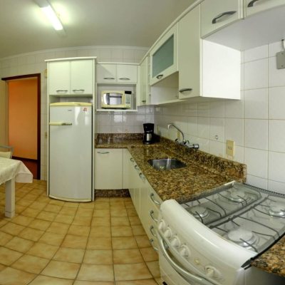 Apartamentos com 69m², 2 quartos, 1 garagem, no bairro Centro em Florianópolis