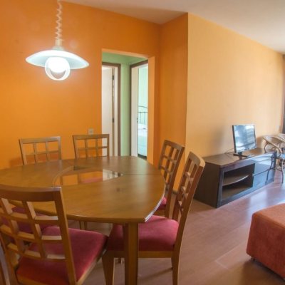 Apartamentos com 69m², 2 quartos, 1 garagem, no bairro Centro em Florianópolis