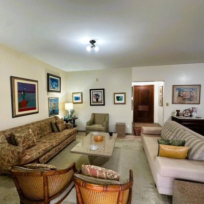 Apartamentos com 231m², 4 quartos, 2 suítes, 2 garagens, no bairro Centro em Florianópolis