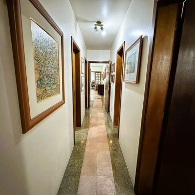 Apartamentos com 231m², 4 quartos, 2 suítes, 2 garagens, no bairro Centro em Florianópolis