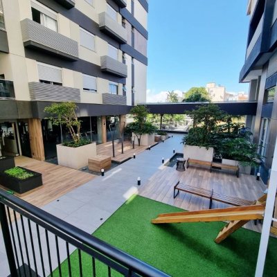 Loft com 66m², 1 quarto, 1 suíte, 1 garagem, no bairro Canto em Florianópolis