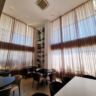 Loft com 66m², 1 quarto, 1 suíte, 1 garagem, no bairro Canto em Florianópolis