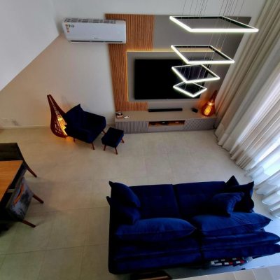 Loft com 66m², 1 quarto, 1 suíte, 1 garagem, no bairro Canto em Florianópolis