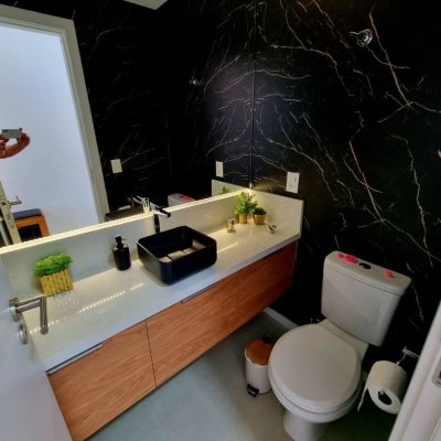 Loft com 66m², 1 quarto, 1 suíte, 1 garagem, no bairro Canto em Florianópolis