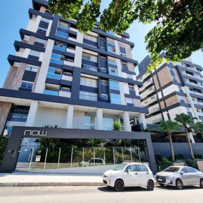 Loft com 66m², 1 quarto, 1 suíte, 1 garagem, no bairro Canto em Florianópolis