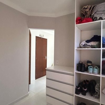 Casa Residencial com 180m², 3 quartos, 3 suítes, 2 garagens, no bairro Ingleses em Florianópolis