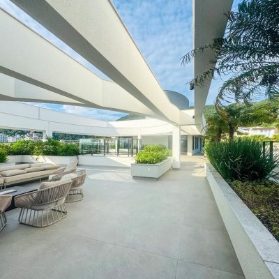 Loft com 53m², 1 quarto, 1 garagem, no bairro Monte Verde em Florianópolis