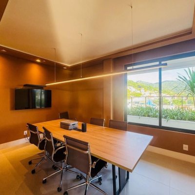 Loft com 56m², 1 quarto, 1 garagem, no bairro Monte Verde em Florianópolis