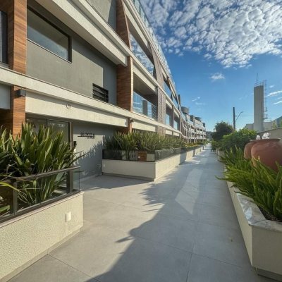 Studio Residencial com 49m², 1 quarto, 1 garagem, no bairro Monte Verde em Florianópolis