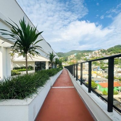 Studio Residencial com 49m², 1 quarto, 1 garagem, no bairro Monte Verde em Florianópolis