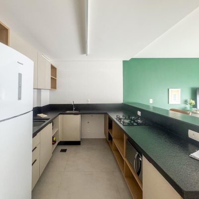 Studio Residencial com 48m², 1 quarto, 1 garagem, no bairro Monte Verde em Florianópolis
