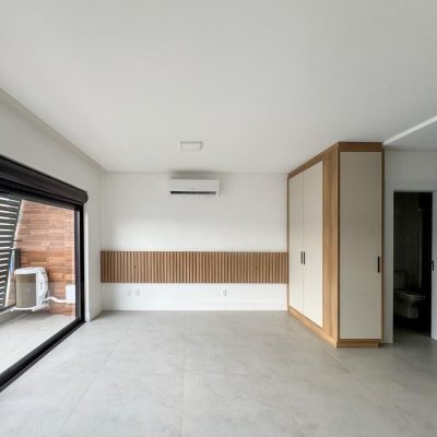 Studio Residencial com 46m², 1 quarto, 1 garagem, no bairro Monte Verde em Florianópolis