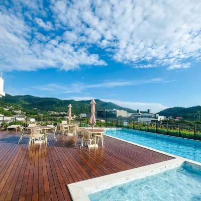 Studio Residencial com 46m², 1 quarto, 1 garagem, no bairro Monte Verde em Florianópolis