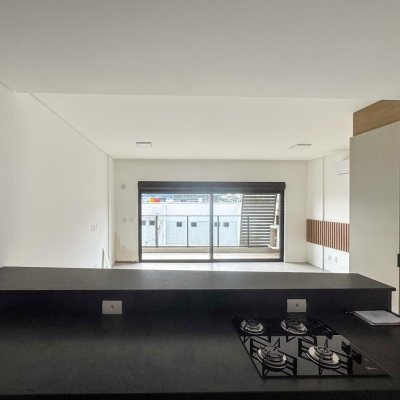 Studio Residencial com 44m², 1 quarto, 1 garagem, no bairro Monte Verde em Florianópolis