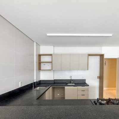 Studio Residencial com 46m², 1 quarto, 1 garagem, no bairro Monte Verde em Florianópolis