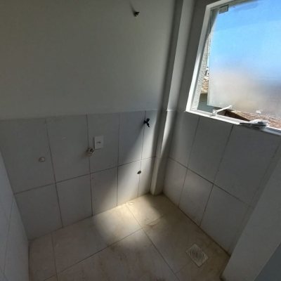 Apartamentos com 68m², 2 quartos, 1 suíte, 1 garagem, no bairro Ponta De Baixo em São José