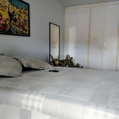 Casa Residencial com 218m², 6 quartos, 2 suítes, 2 garagens, no bairro Campeche em Florianópolis