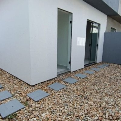 Casa Residencial com 68m², 2 quartos, 1 suíte, 1 garagem, no bairro Campeche em Florianópolis