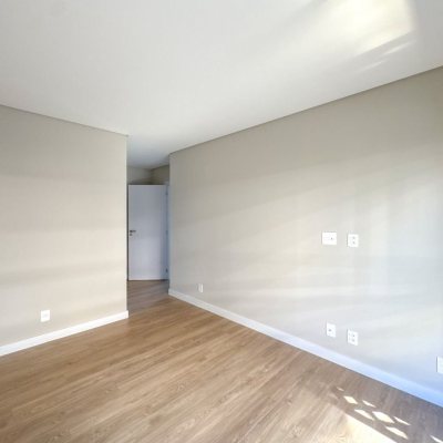 Apartamentos com 148m², 3 quartos, 3 suítes, 2 garagens, no bairro Jurerê em Florianópolis