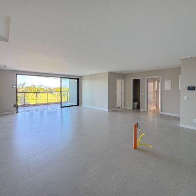 Apartamentos com 148m², 3 quartos, 3 suítes, 2 garagens, no bairro Jurerê em Florianópolis