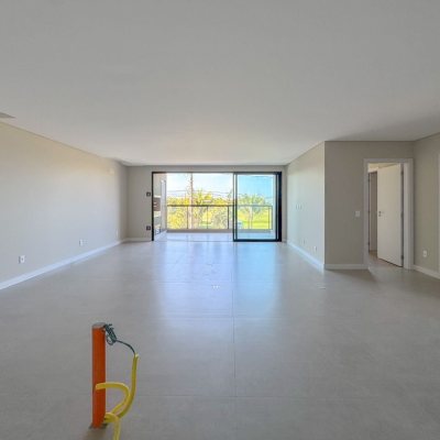 Apartamentos com 148m², 3 quartos, 3 suítes, 2 garagens, no bairro Jurerê em Florianópolis