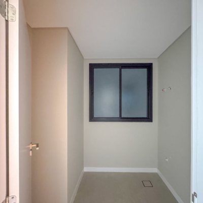 Apartamentos com 148m², 3 quartos, 3 suítes, 2 garagens, no bairro Jurerê em Florianópolis