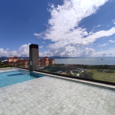 Apartamentos com 148m², 3 quartos, 3 suítes, 2 garagens, no bairro Jurerê em Florianópolis