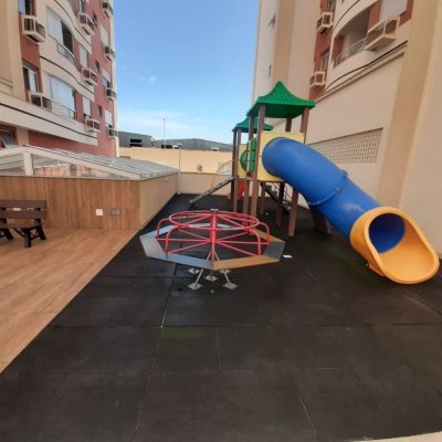 Apartamentos com 105m², 2 quartos, 1 garagem, no bairro Barreiros em São José