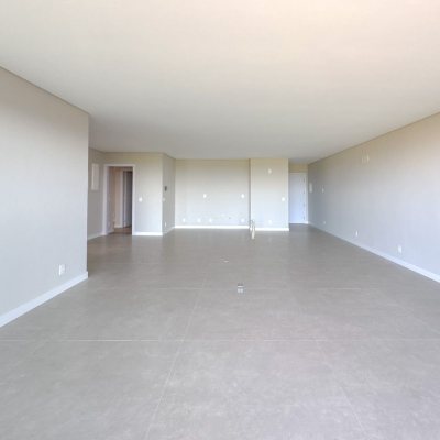 Apartamentos com 148m², 3 quartos, 3 suítes, 2 garagens, no bairro Jurerê em Florianópolis