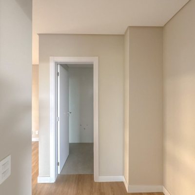 Apartamentos com 148m², 3 quartos, 3 suítes, 2 garagens, no bairro Jurerê em Florianópolis